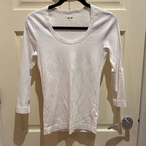 Three Dots White Scoop-Neck Top, M